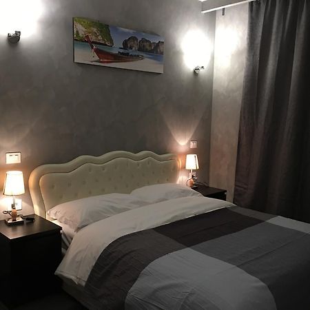 Gianni'S Guest House โรม ภายนอก รูปภาพ