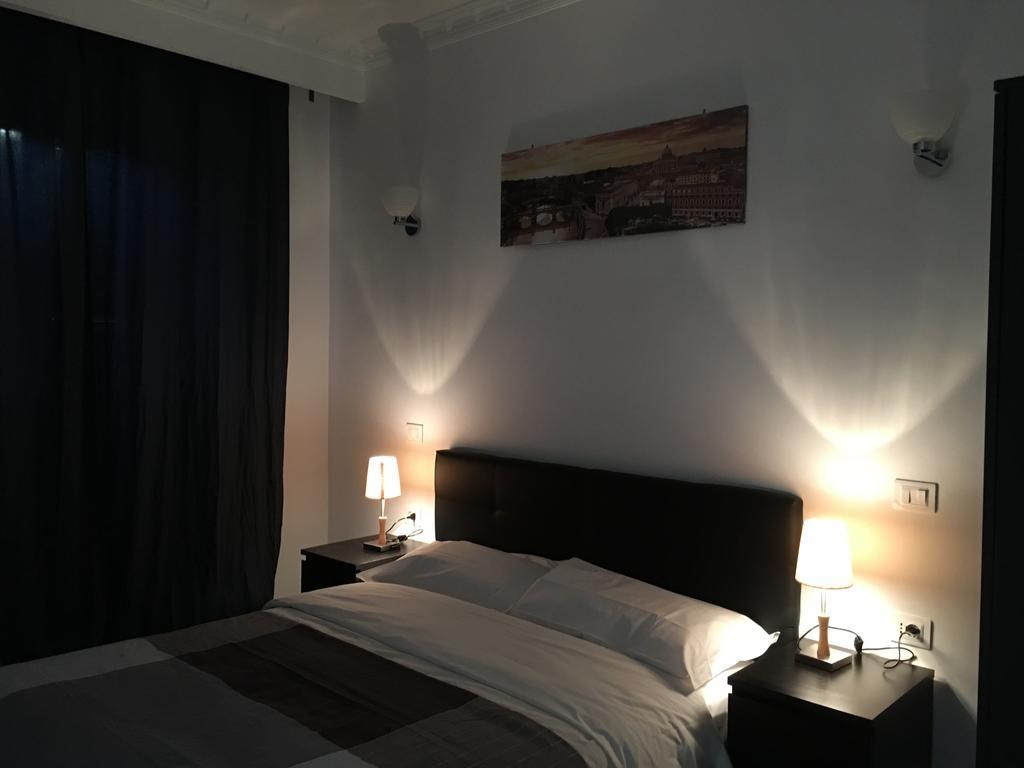 Gianni'S Guest House โรม ภายนอก รูปภาพ