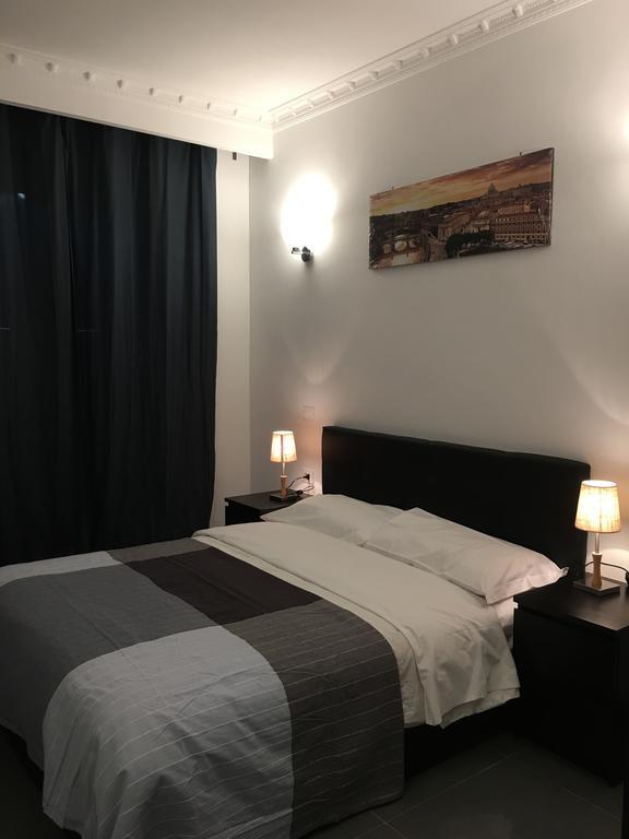 Gianni'S Guest House โรม ภายนอก รูปภาพ