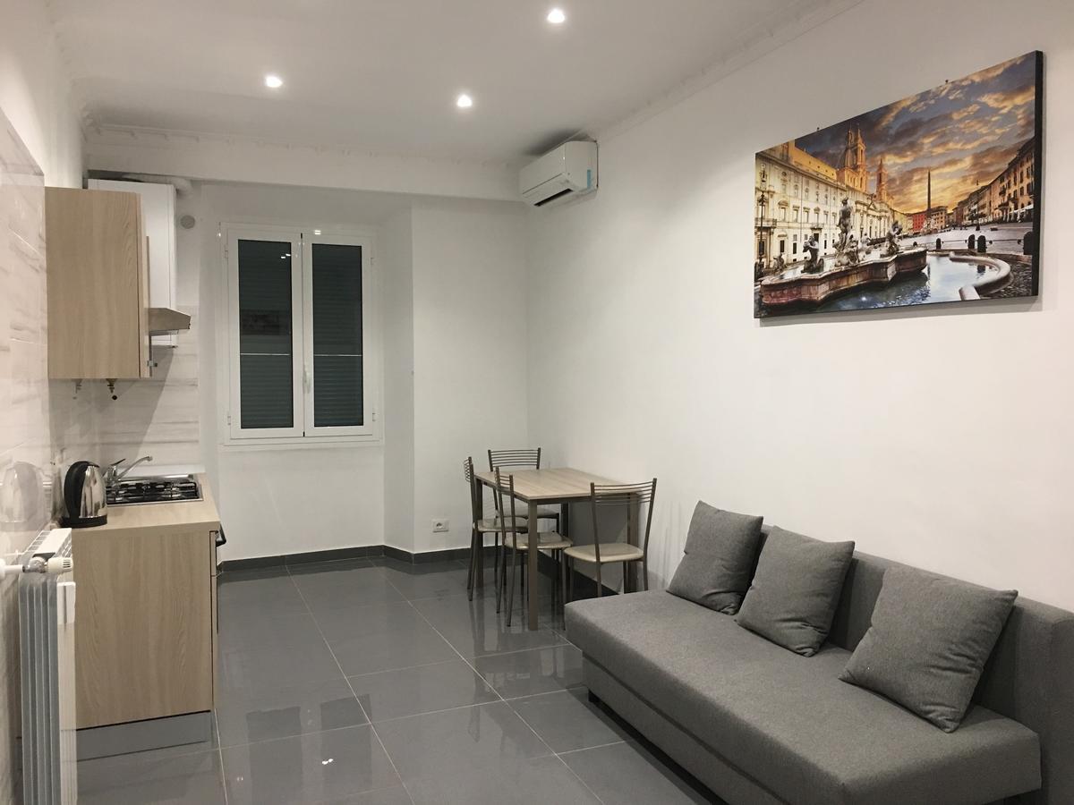 Gianni'S Guest House โรม ภายนอก รูปภาพ